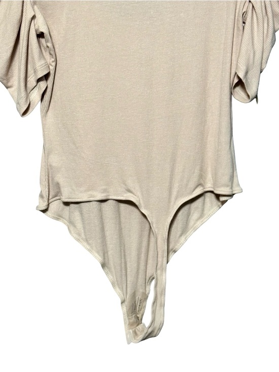 Free People So Fresh Shirred Puff Sleeve Ribbed Bodysuit in Dust Storm Large - Picture 9 of 13